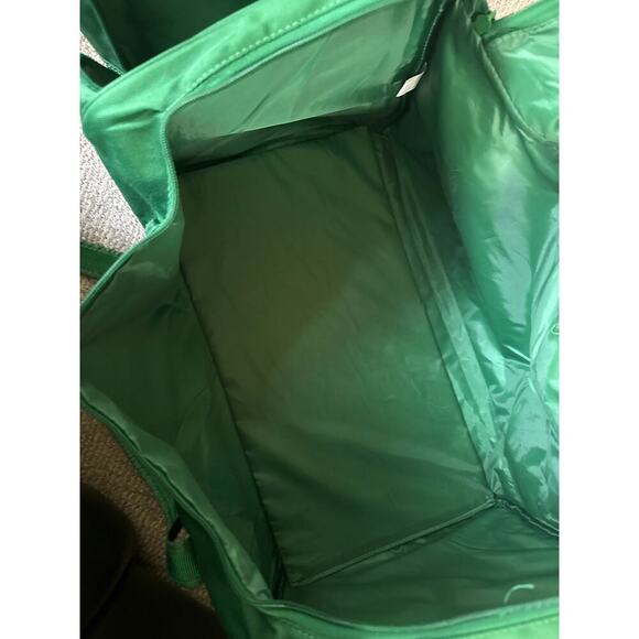 Lacoste perfume essential 90’s crocodile weekender duffle bag. NWT - Picture 7 of 10